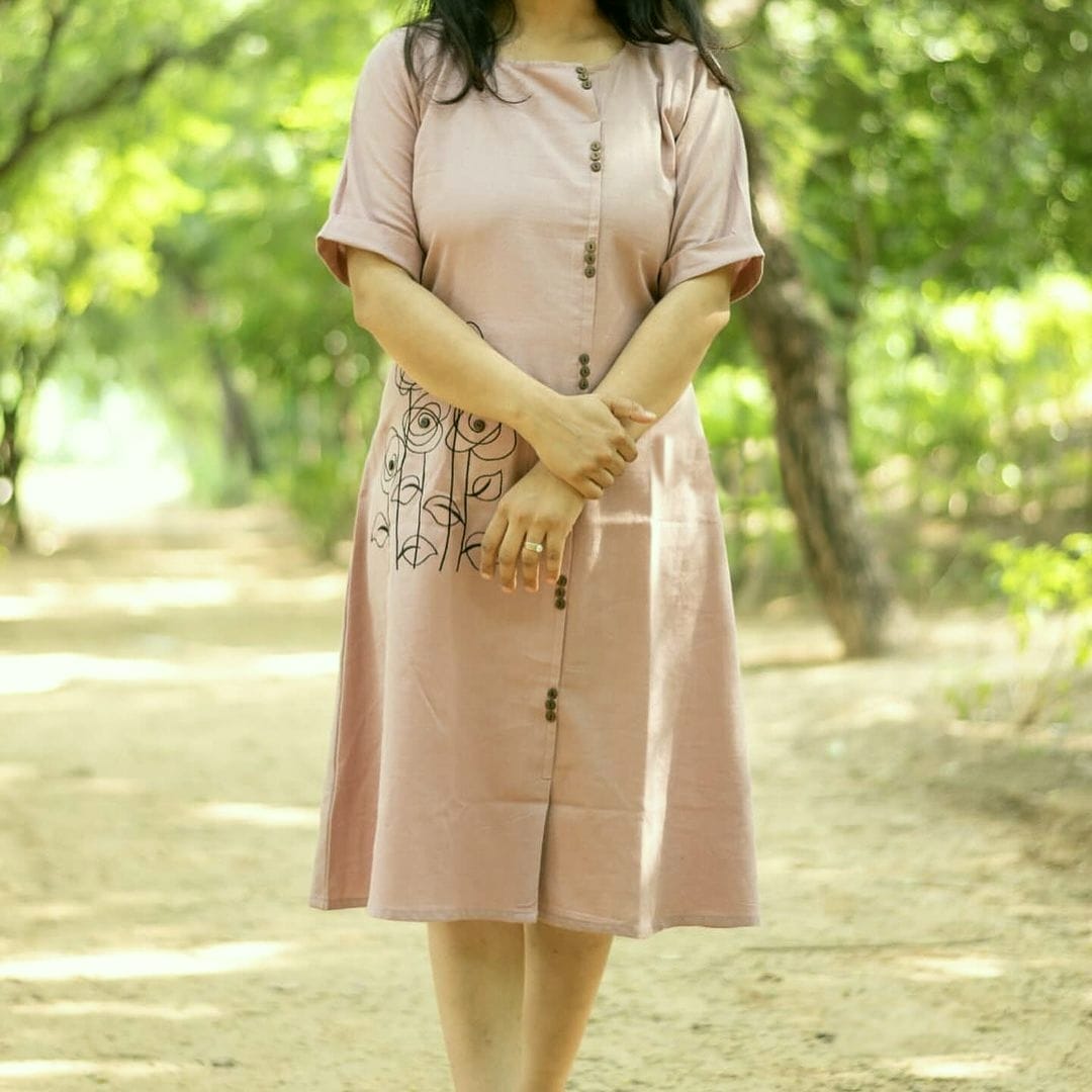 Women front button style  aline kurta set