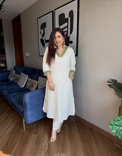 Aabha Pure Khadi Cotton Color Threads work pair set