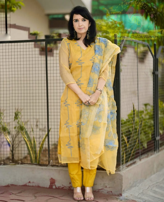 PURE SOFT KOTA DORIYA KURTI PANT DUPATTA SET