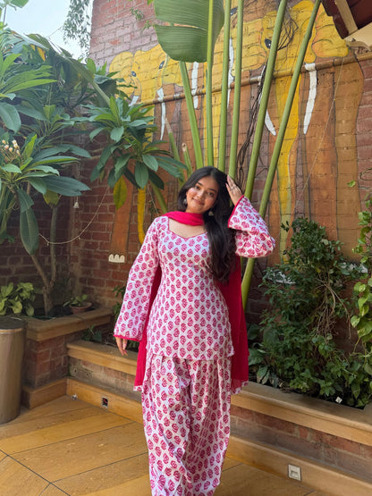 Women Spacial Farshi salwar set for summers