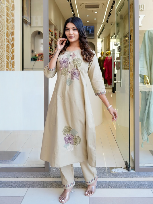 Mahira off white cream outfit embroidery kurta pant set