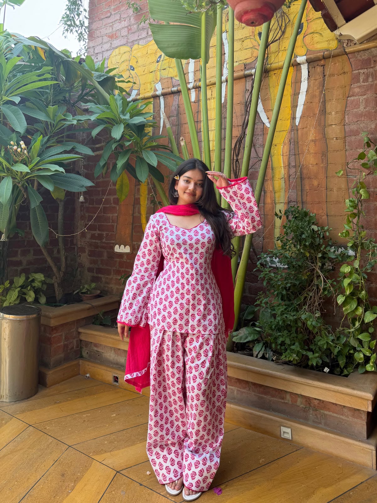 Women Spacial Farshi salwar set for summers